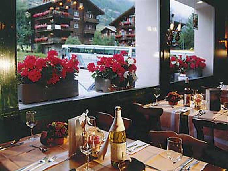 Matterhorn Inn Täsch Restoran fotoğraf